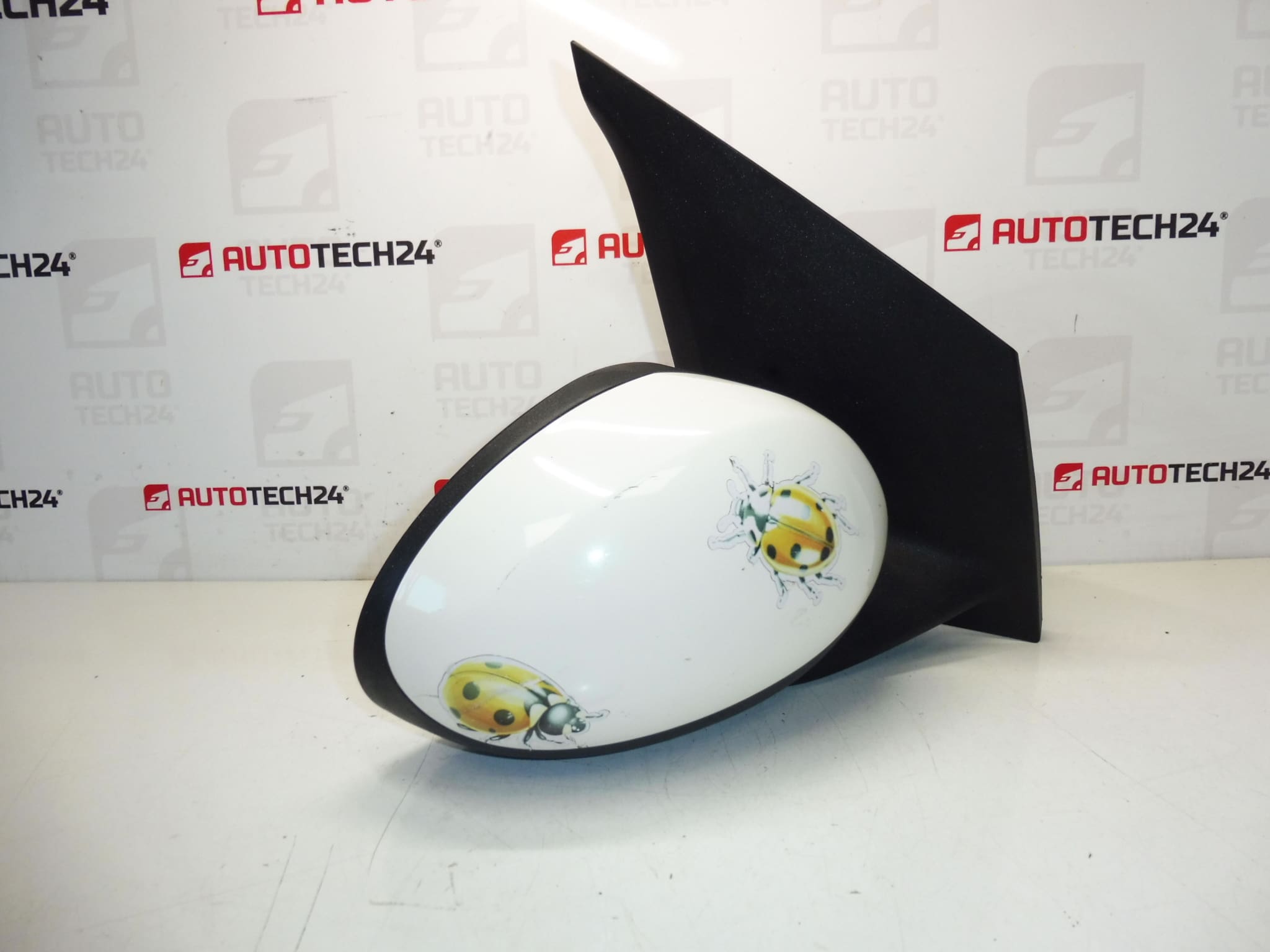 Right mirror KWD Citroën C1 Peugeot 107 87910-0H010