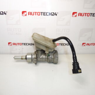 BOSCH Master Brake Cylinder Citroën Peugeot 0204123596 22472579 4601L2