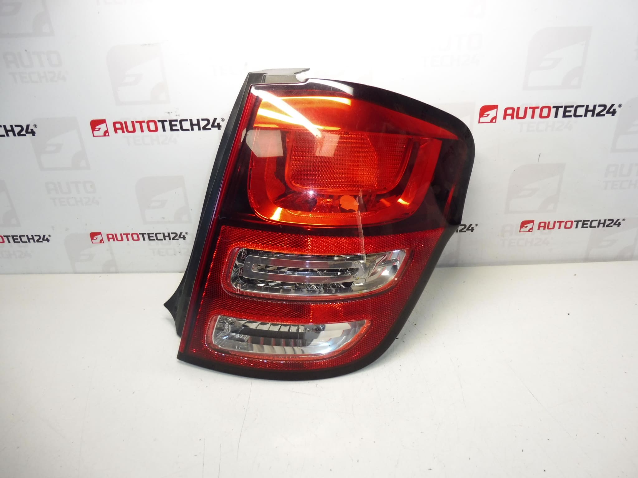 Right rear lamp fender Citroën C3 II 9673805380 6351KQ (Copy)
