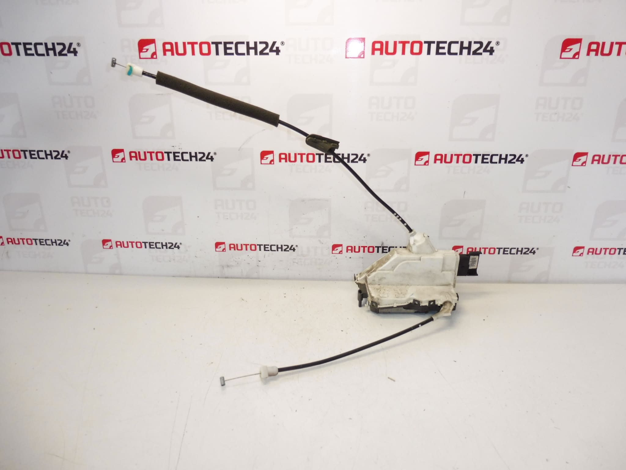 Passenger door lock Citroën C3 II A51 9800624680