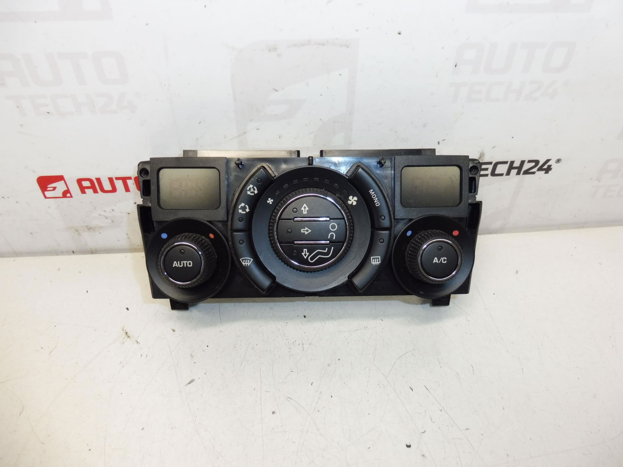 Peugeot 3008 5008 Heater and Air Conditioning Control 96738322XT 6451Y3