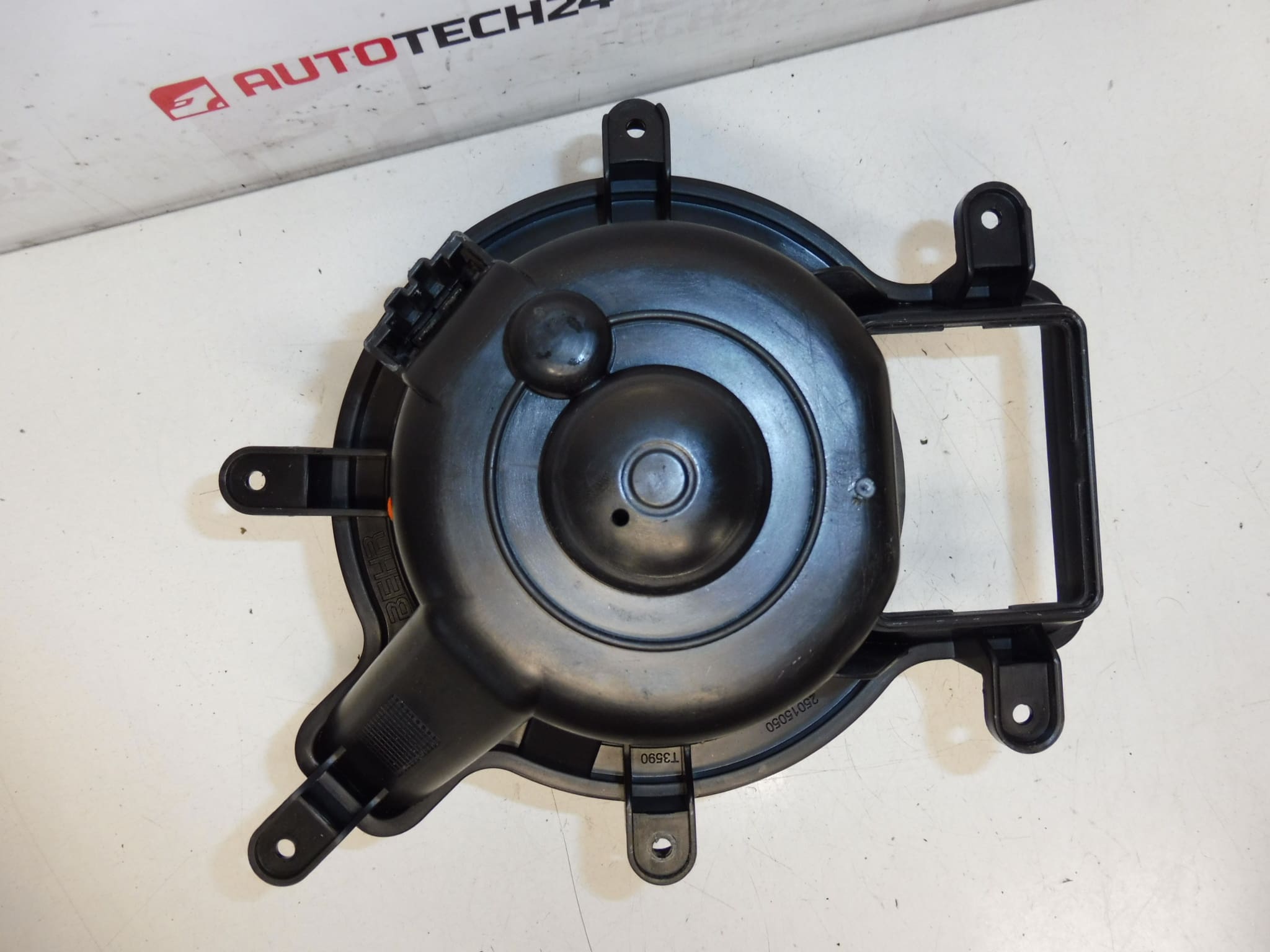 Heater Fan Peugeot 3008 5008 T3953002 1606389380 - Image 2