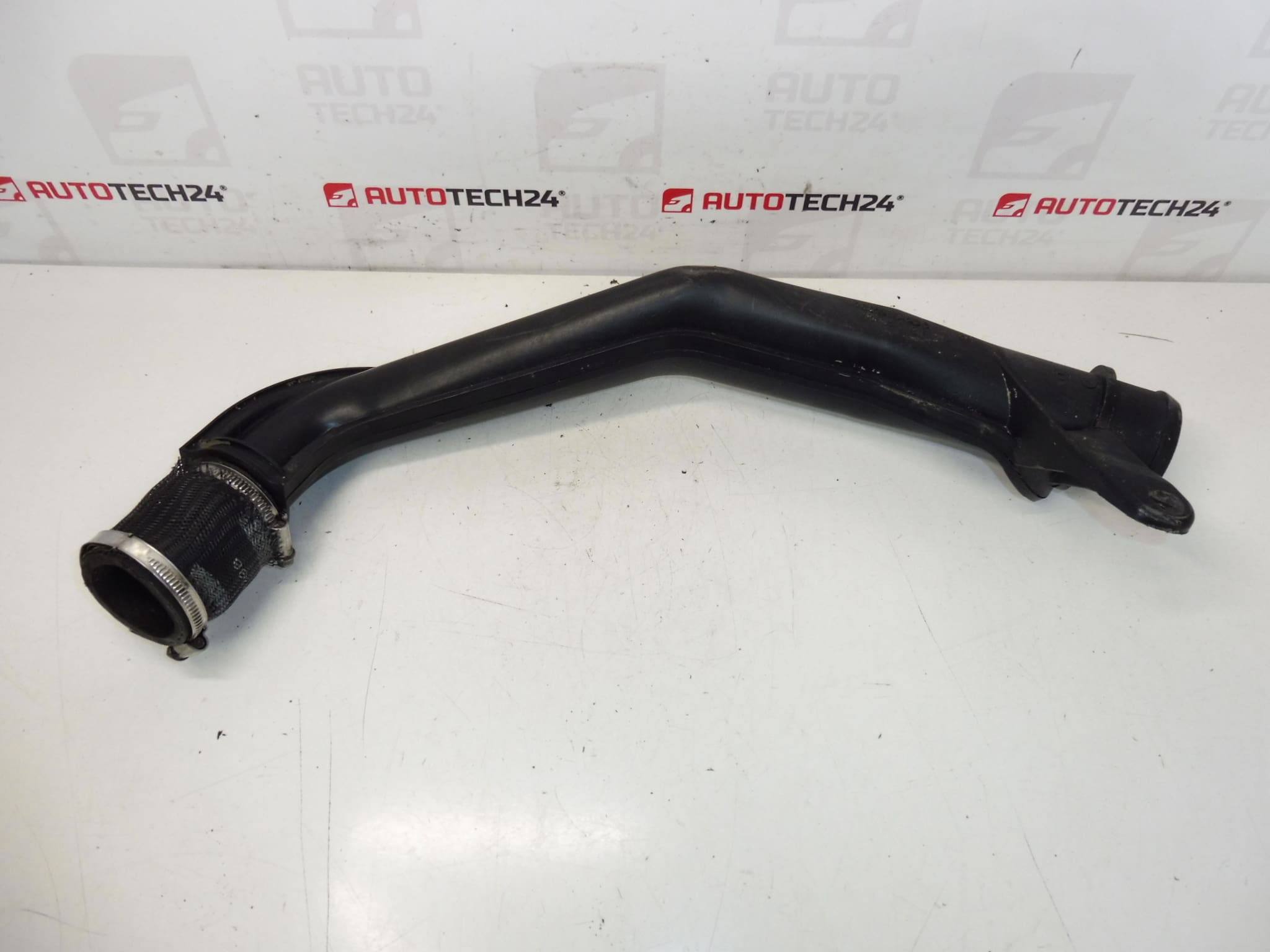 Intake pipe Citroën Peugeot 2.0 HDI 1487510080 0382P7 - Image 2