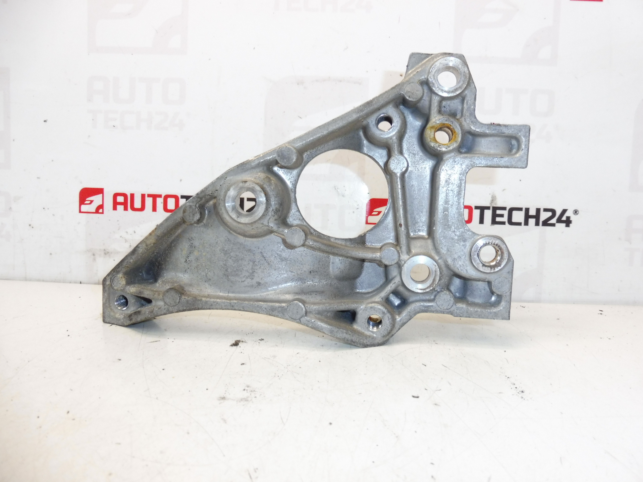 Air Conditioning Compressor Bracket Citroën Peugeot 1.6 eHDI 9672950980 6453NS