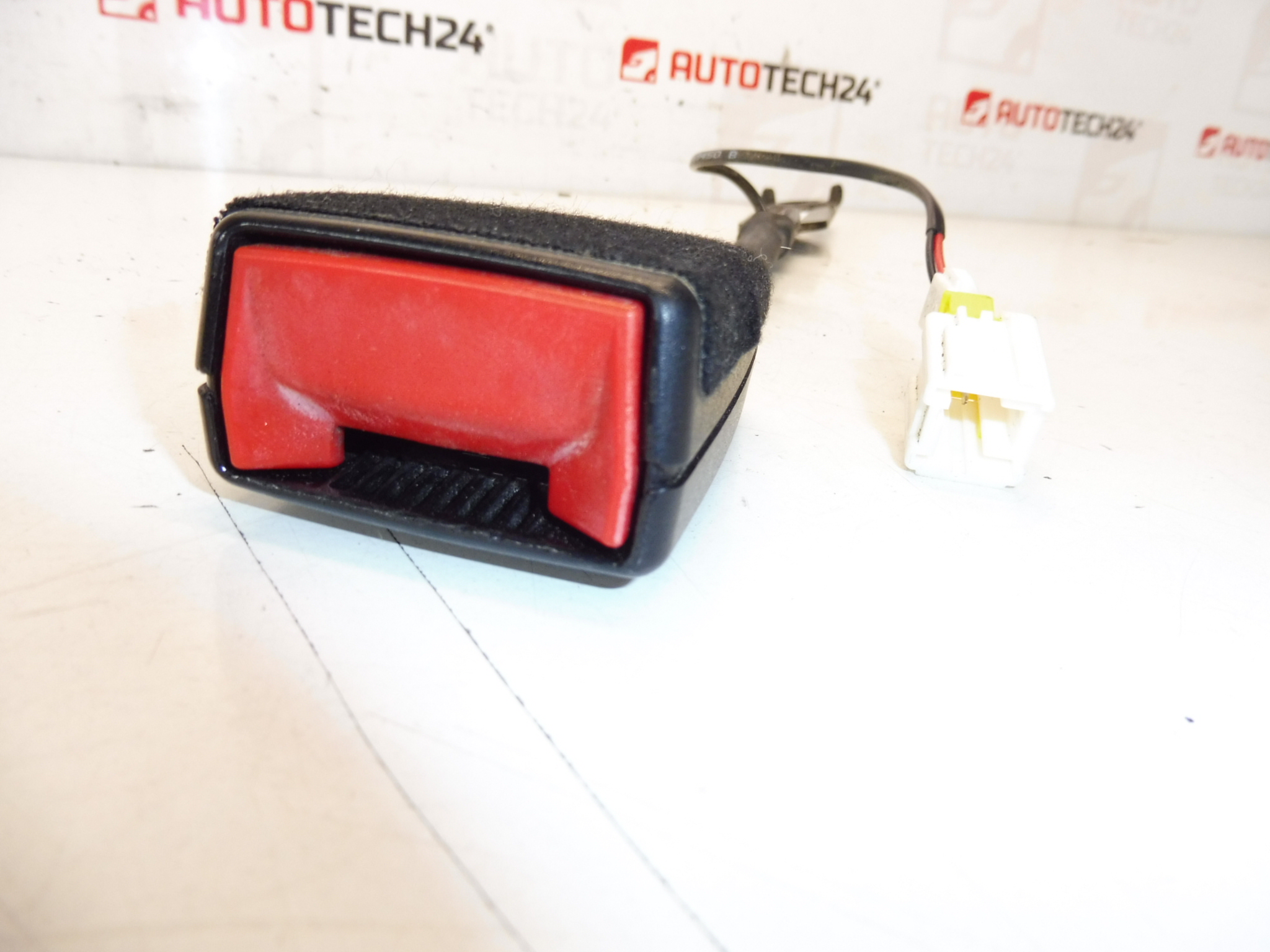 Seat Belt Buckle Bracket Peugeot 3008 5008 8976Q8