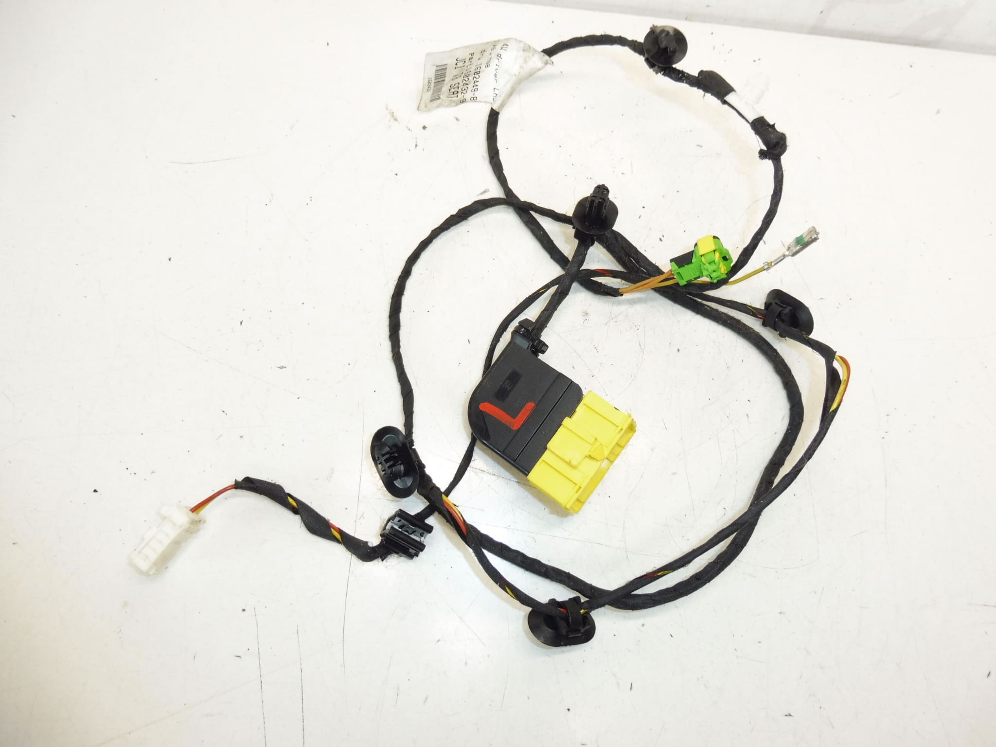 Peugeot 3008 5008 6545XR driver seat harness - Image 2