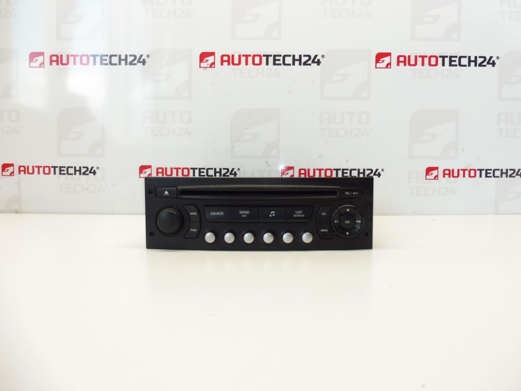 Blaupunkt RD4 N1 CD Car Radio - Citroën Peugeot 9660646477