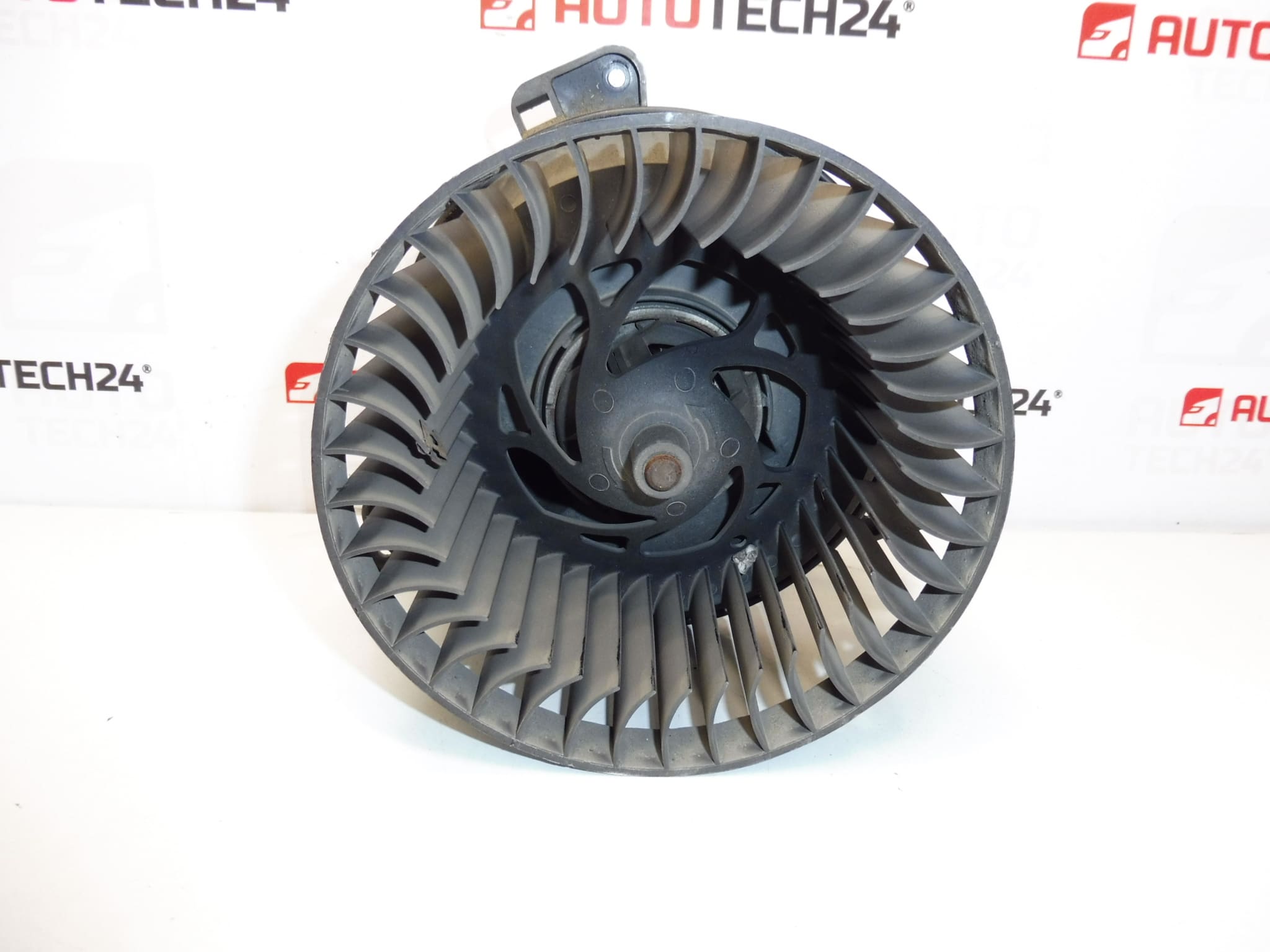 Heater fan Citroën Peugeot 030666P 6441R4 - Image 2
