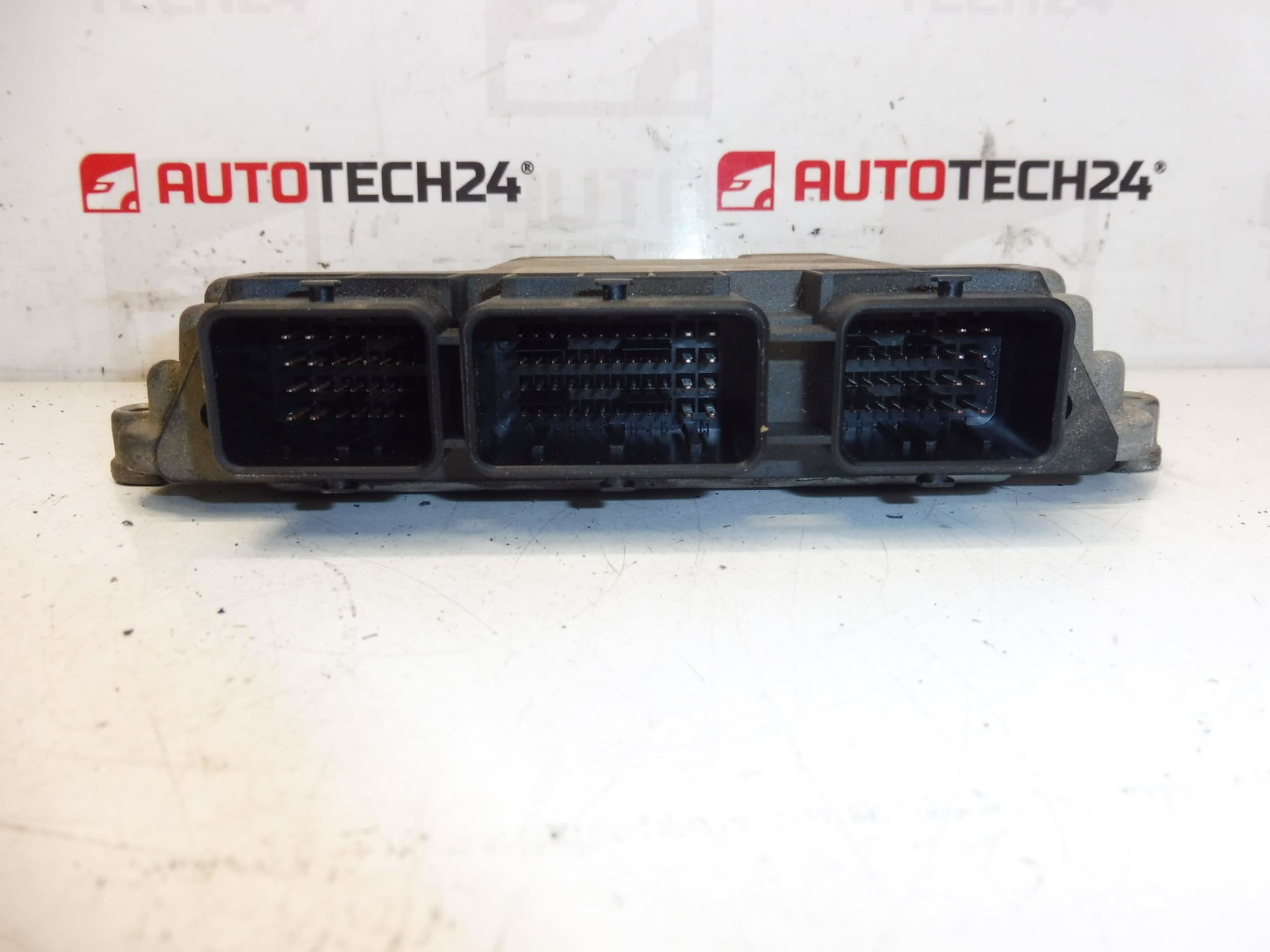 Control unit Bosch EDC16C34 0281011392 9656162280 - Image 2