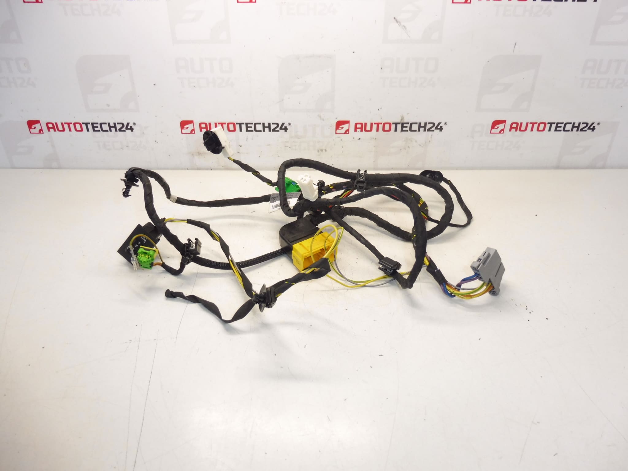 Peugeot 3008 5008 6545XX passenger seat harness