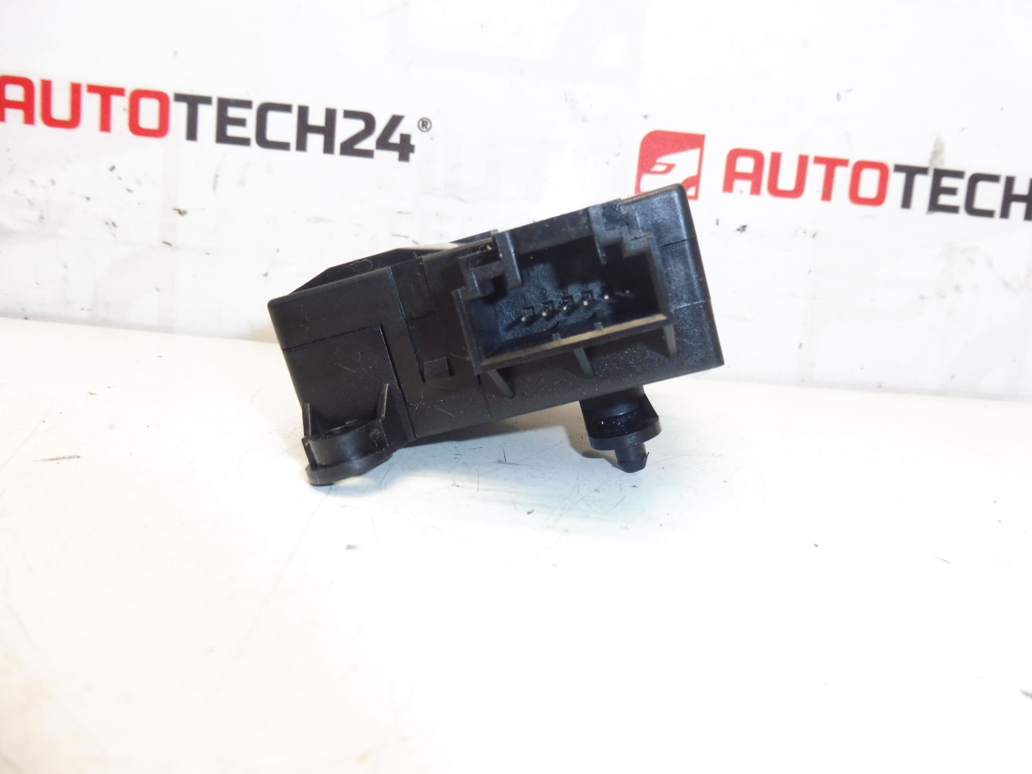 Servo motor heater Valeo Citroën Peugeot 030998Z - Image 2