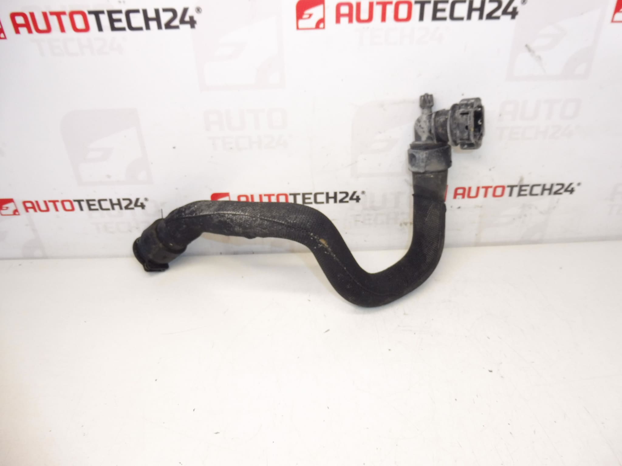Water hose Citroën Peugeot 2.0 HDI 6466VE
