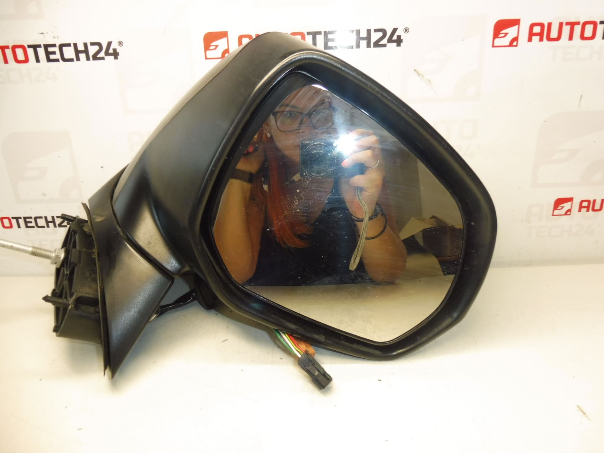 Right mirror EZRC Peugeot 3008 and 5008 8153ZF - Image 2