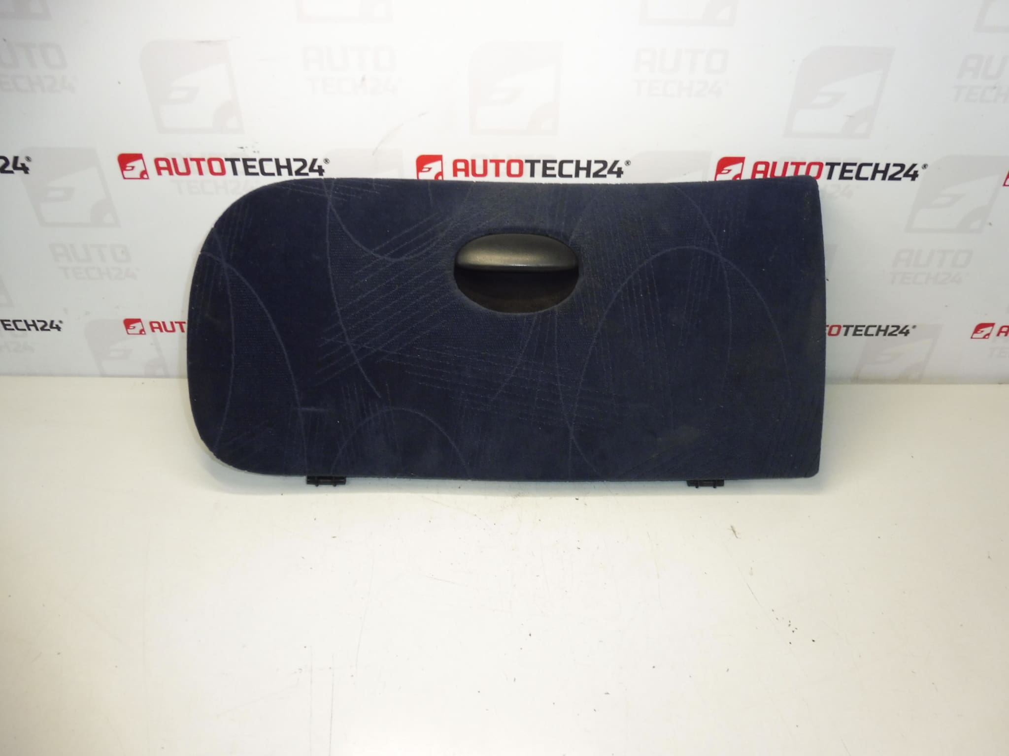 Peugeot 206 glove box lid 96440241LD 8218VG