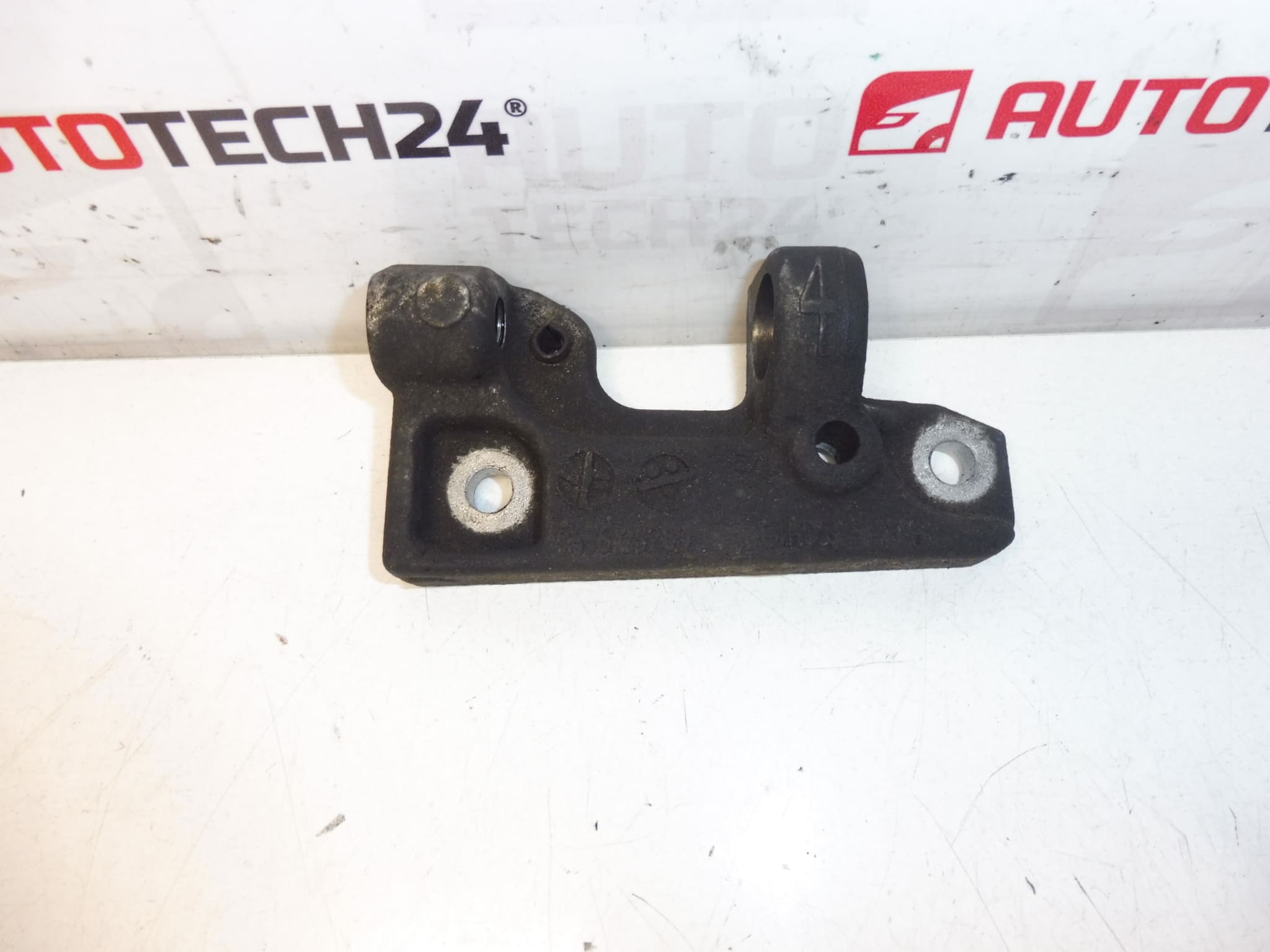 Citroën Peugeot Alternator Holder 9656125280 5706K9