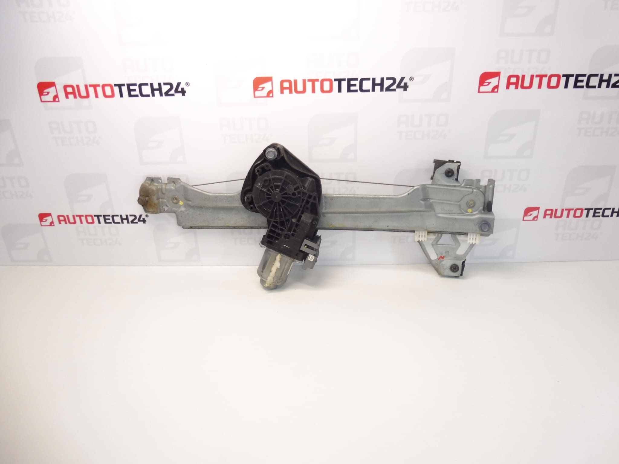 Citroën C4 B7 Right Rear Window Download 9820885080 9224H4