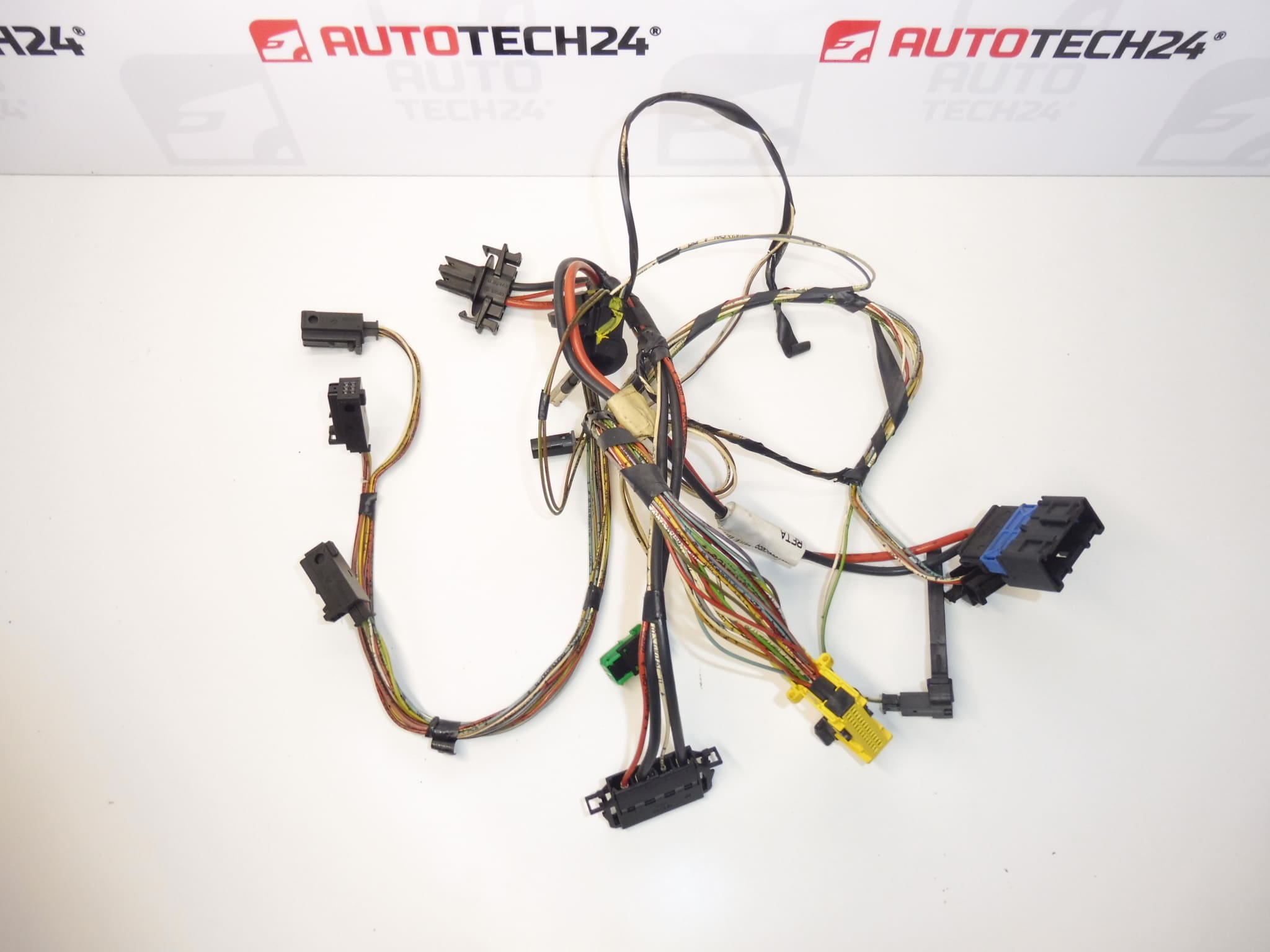 Air conditioning wiring harness Peugeot 307 from 2004 Behr T5 42991 643642