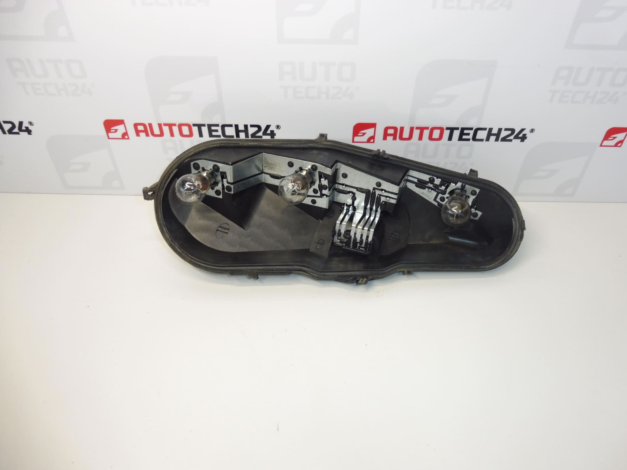 Left rear light bulb socket Citroën C1 Peugeot 107 1607990980