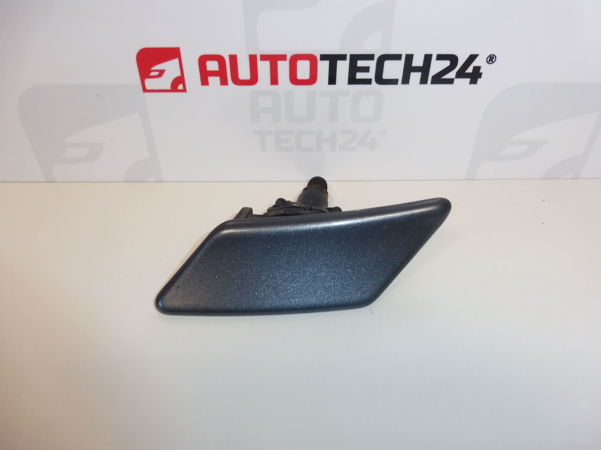 Washer Nozzle and Cover Left Front Headlight Peugeot 307 6438H2 6438H1